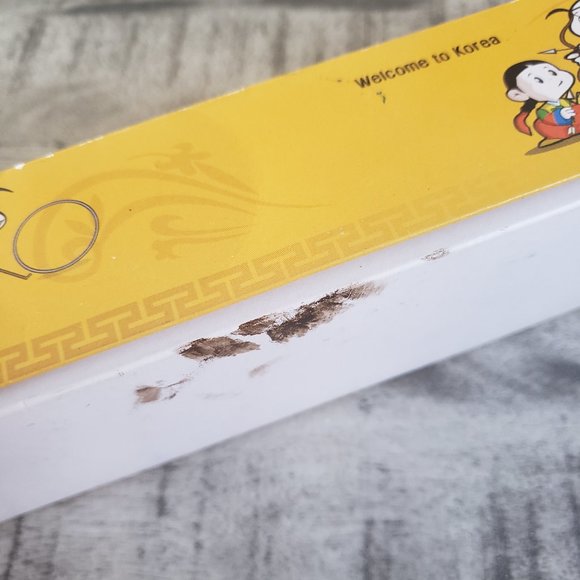 Welcome To Korea by Yung-boh Ceramic Sake Tea Cups - Picture 9 of 11